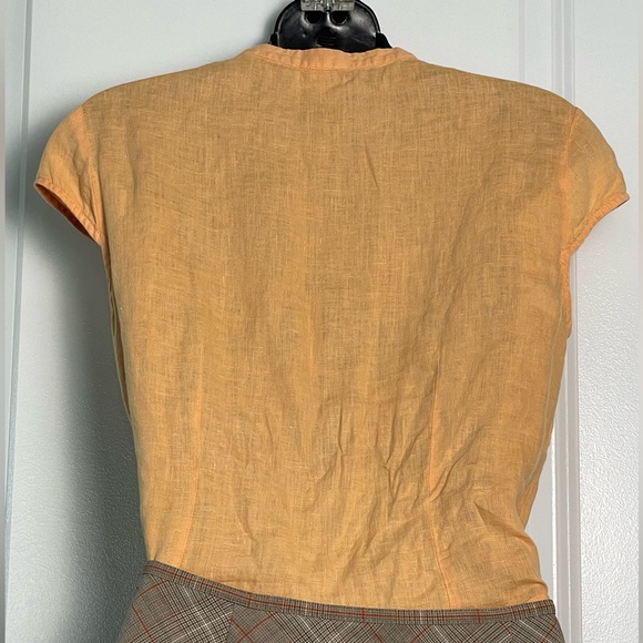 Small Linen Top - Picture 9 of 11